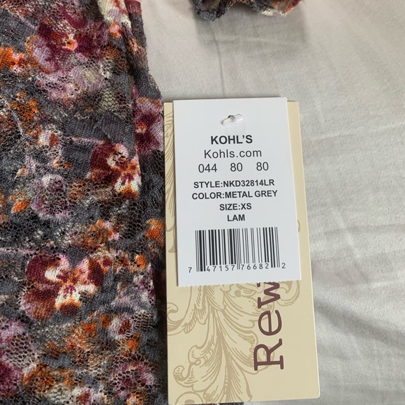 Brand new Rewind Floral Lace Dress - Picture 5 of 5